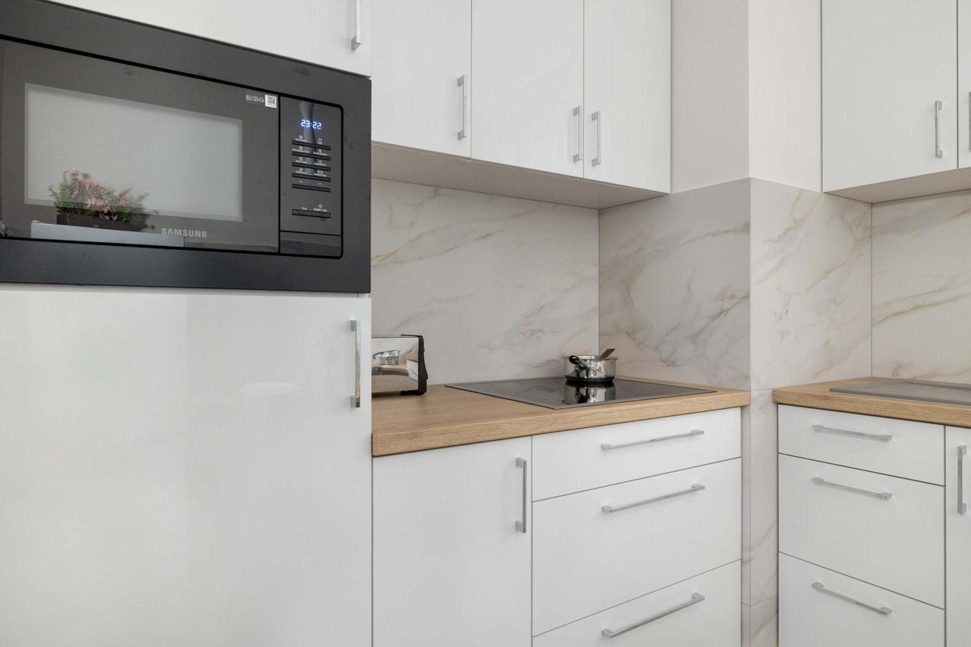 Cozy Apartments Laszkiewicza With Parking By Noclegi Renters Krakow Exterior photo