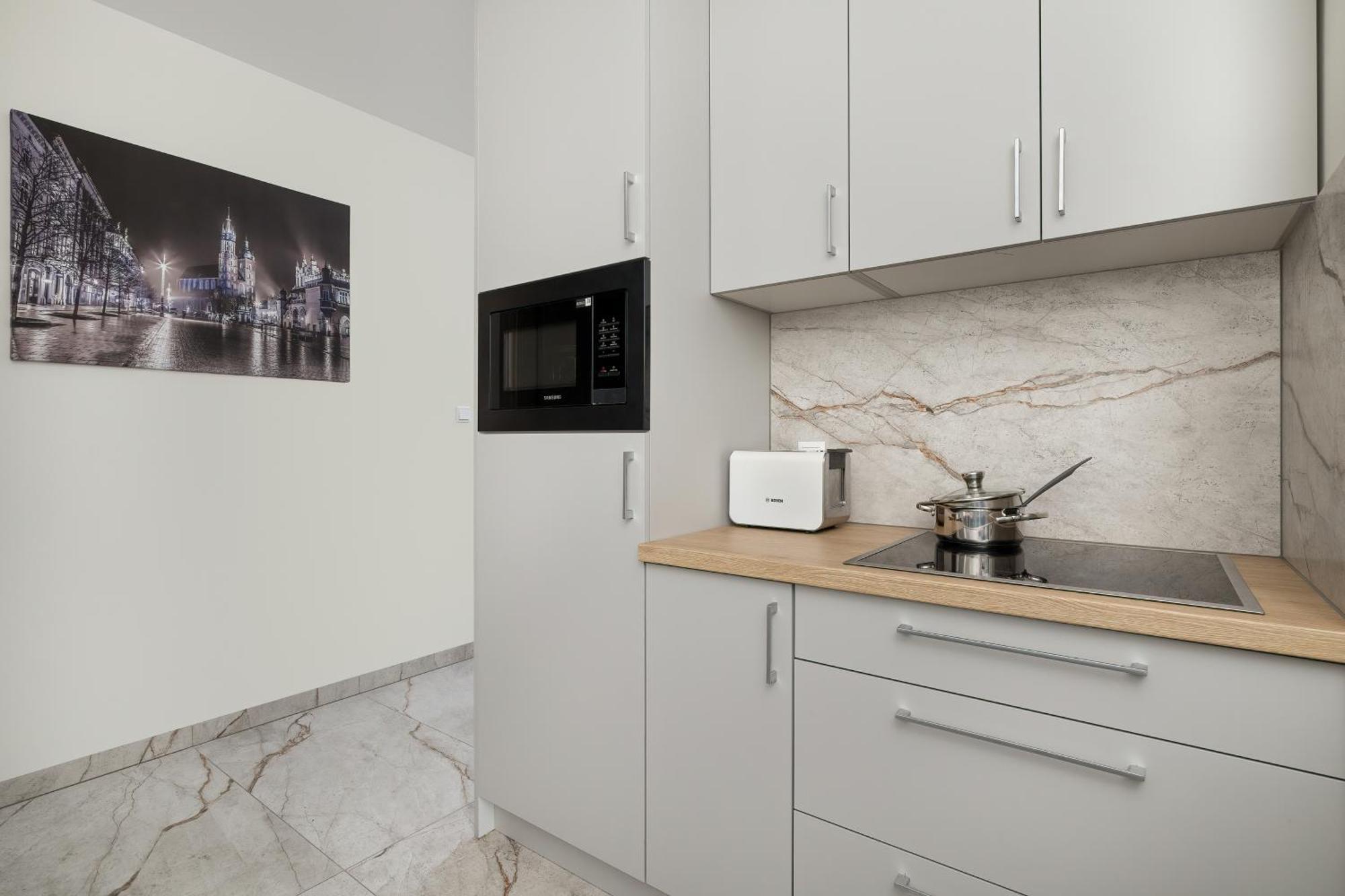 Cozy Apartments Laszkiewicza With Parking By Noclegi Renters Krakow Exterior photo