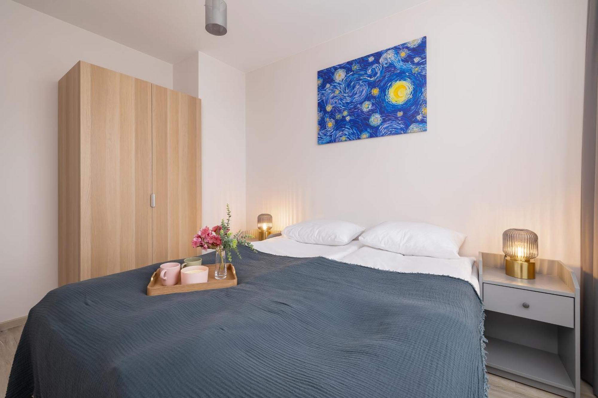 Cozy Apartments Laszkiewicza With Parking By Noclegi Renters Krakow Exterior photo