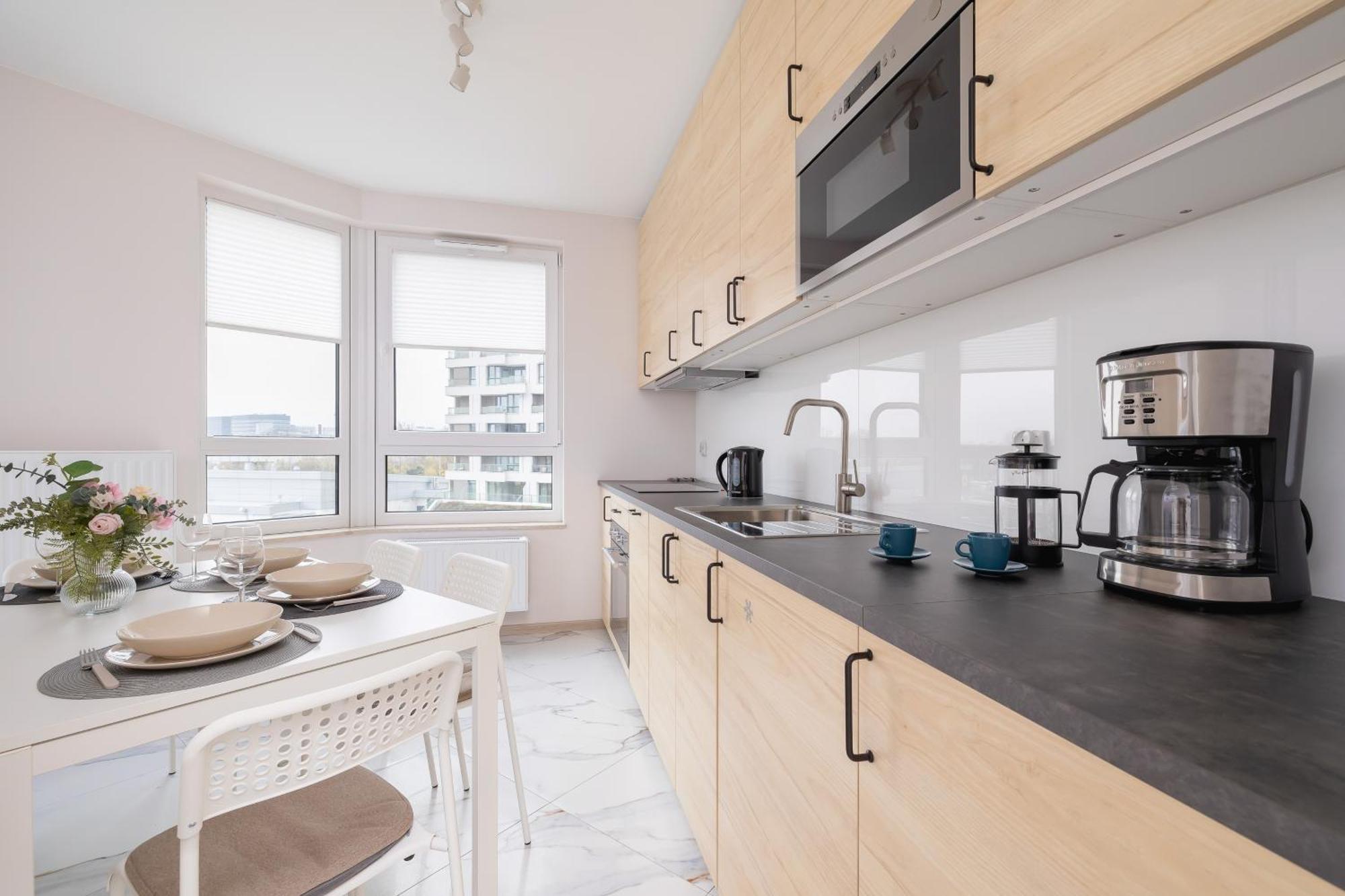 Cozy Apartments Laszkiewicza With Parking By Noclegi Renters Krakow Exterior photo